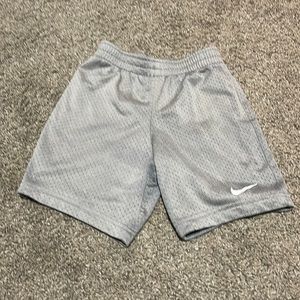 Nike shorts boys size 5